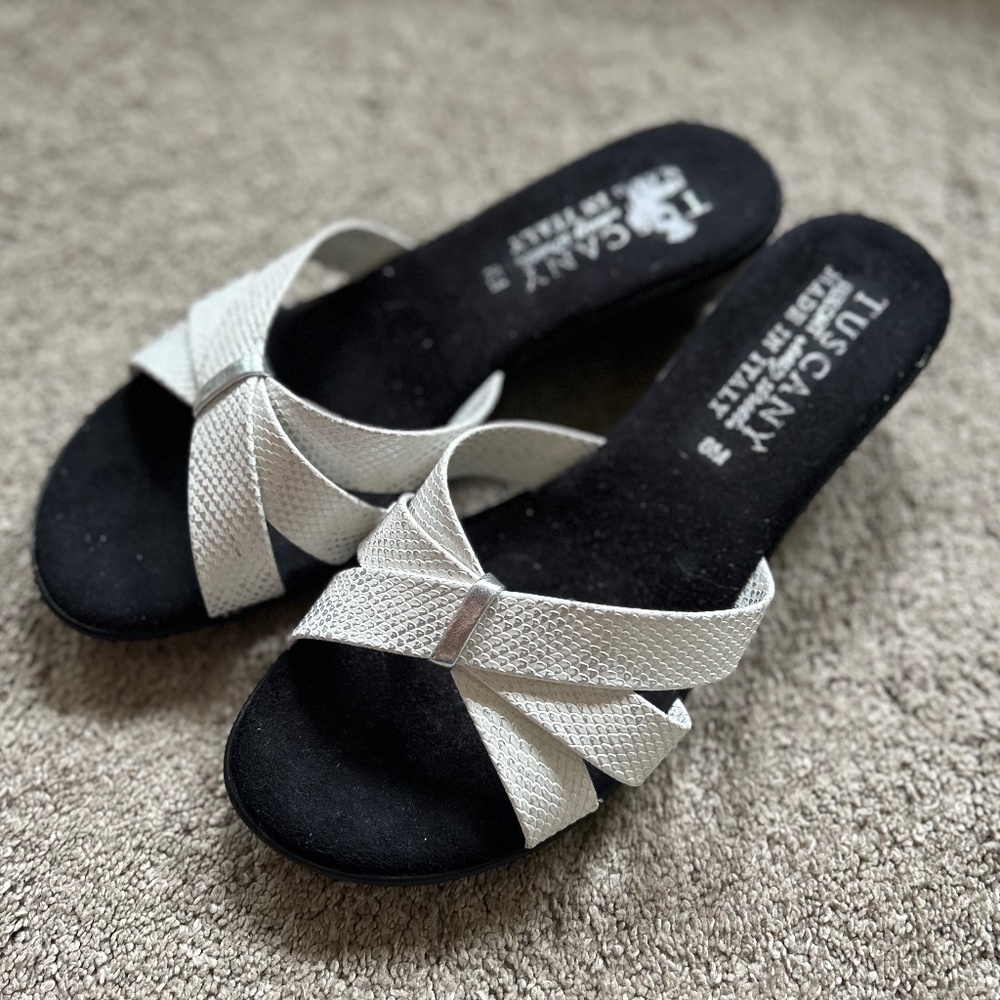 🦋Tuscany Sandals-NWOT